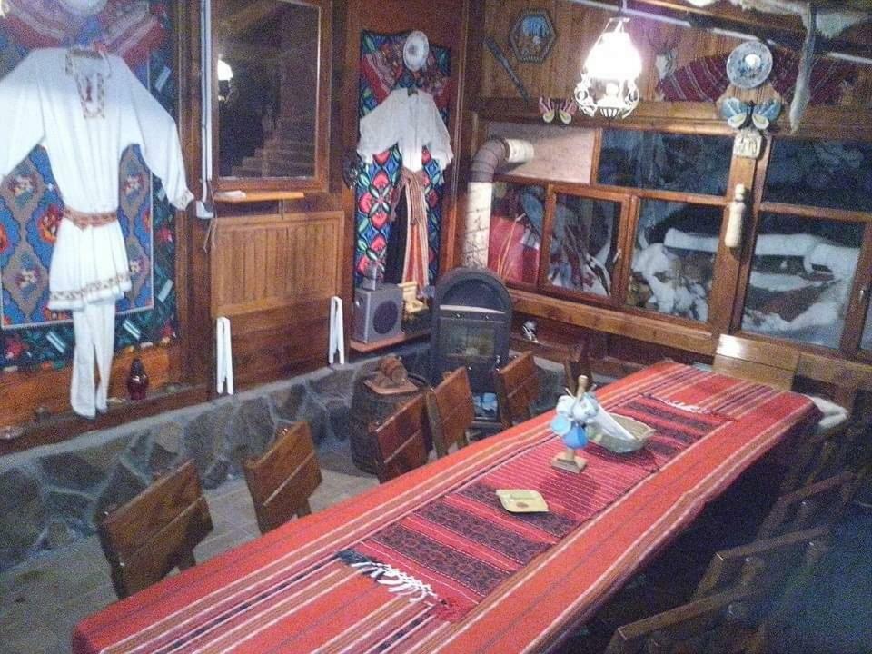 Casa Bradul Verde Bran  Luaran gambar